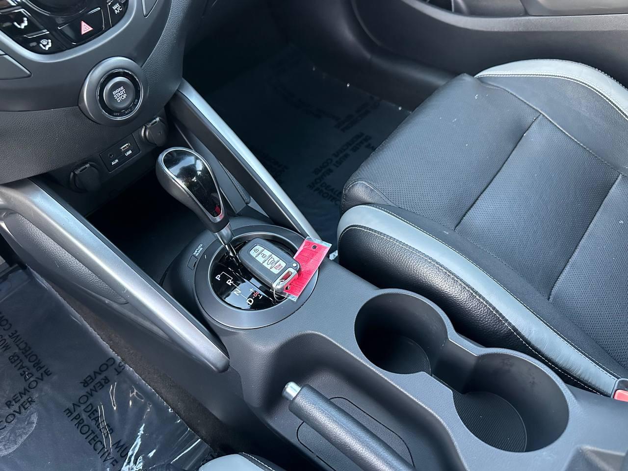 Hyundai Veloster Turbo 6AT 2016