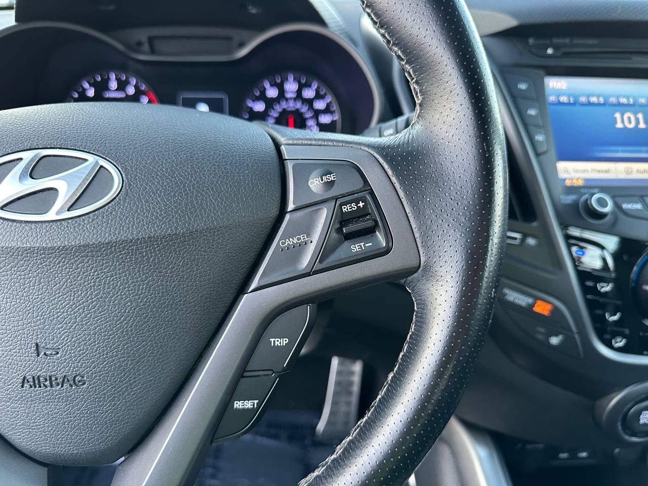 Hyundai Veloster Turbo 6AT 2016