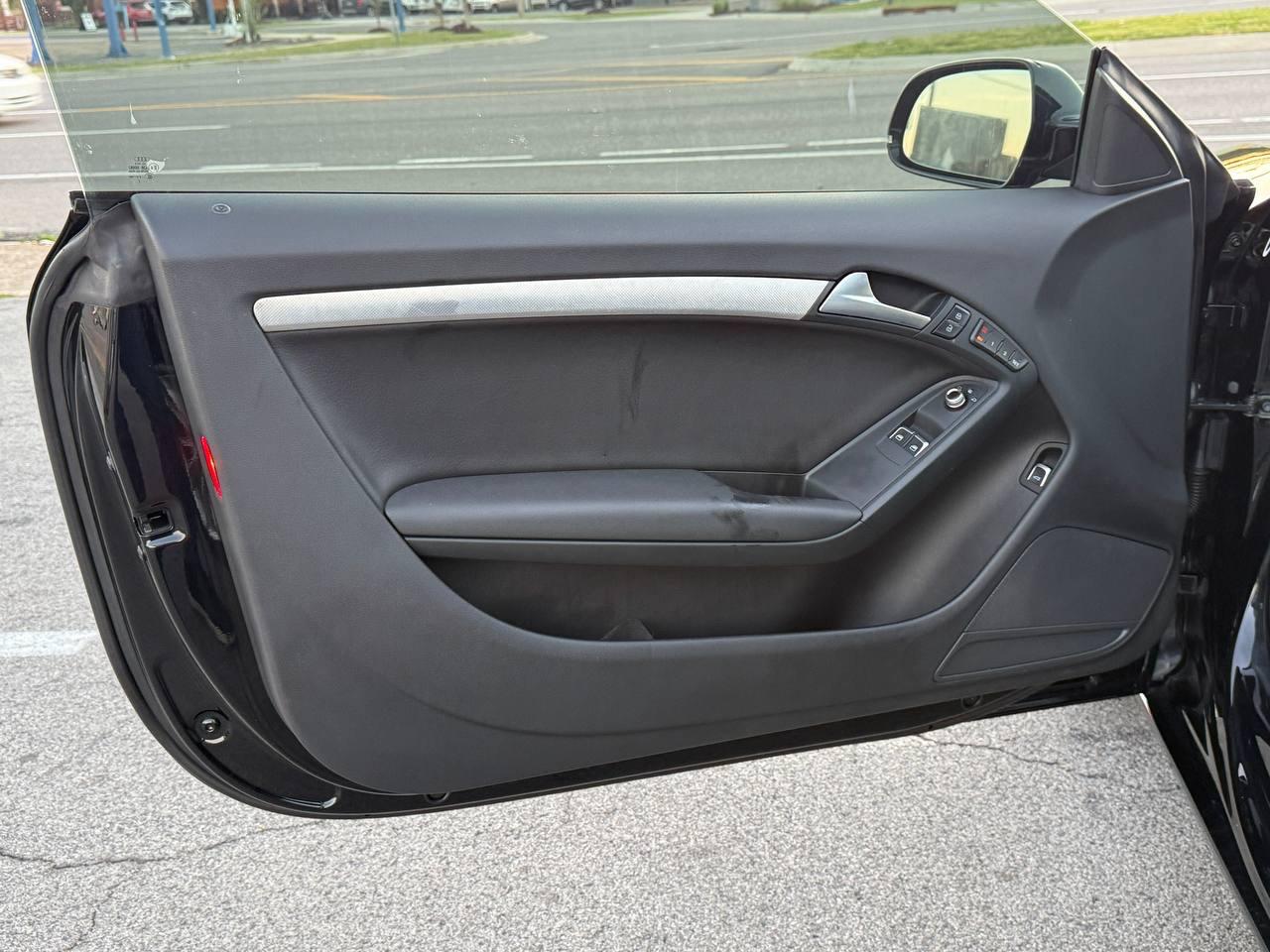 Audi A5 Coupe 2.0T quattro Tiptronic 2013