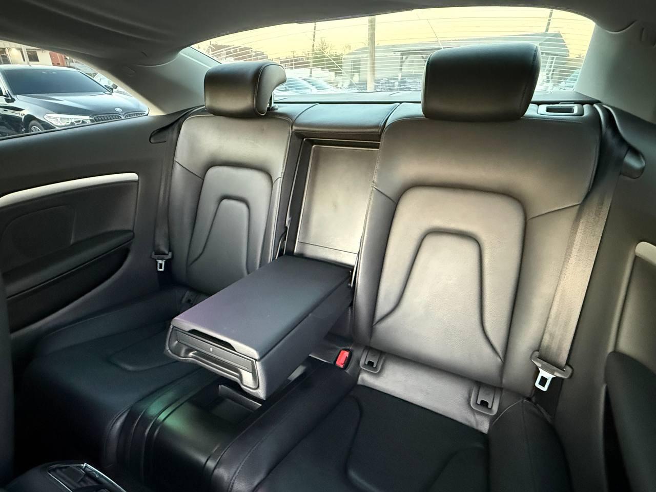 Audi A5 Coupe 2.0T quattro Tiptronic 2013