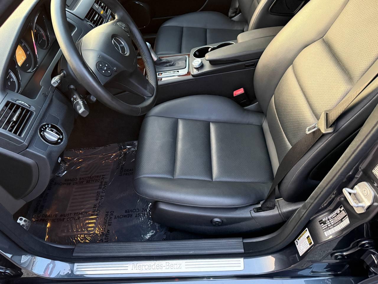 Mercedes-Benz C-Class C300 4MATIC Sport Sedan 2010