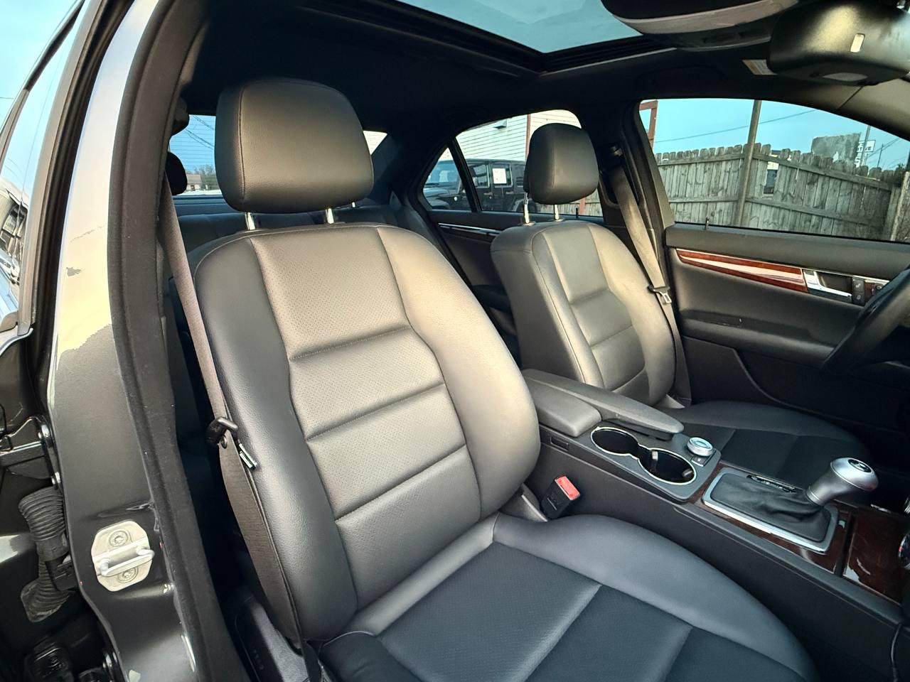 Mercedes-Benz C-Class C300 4MATIC Sport Sedan 2010