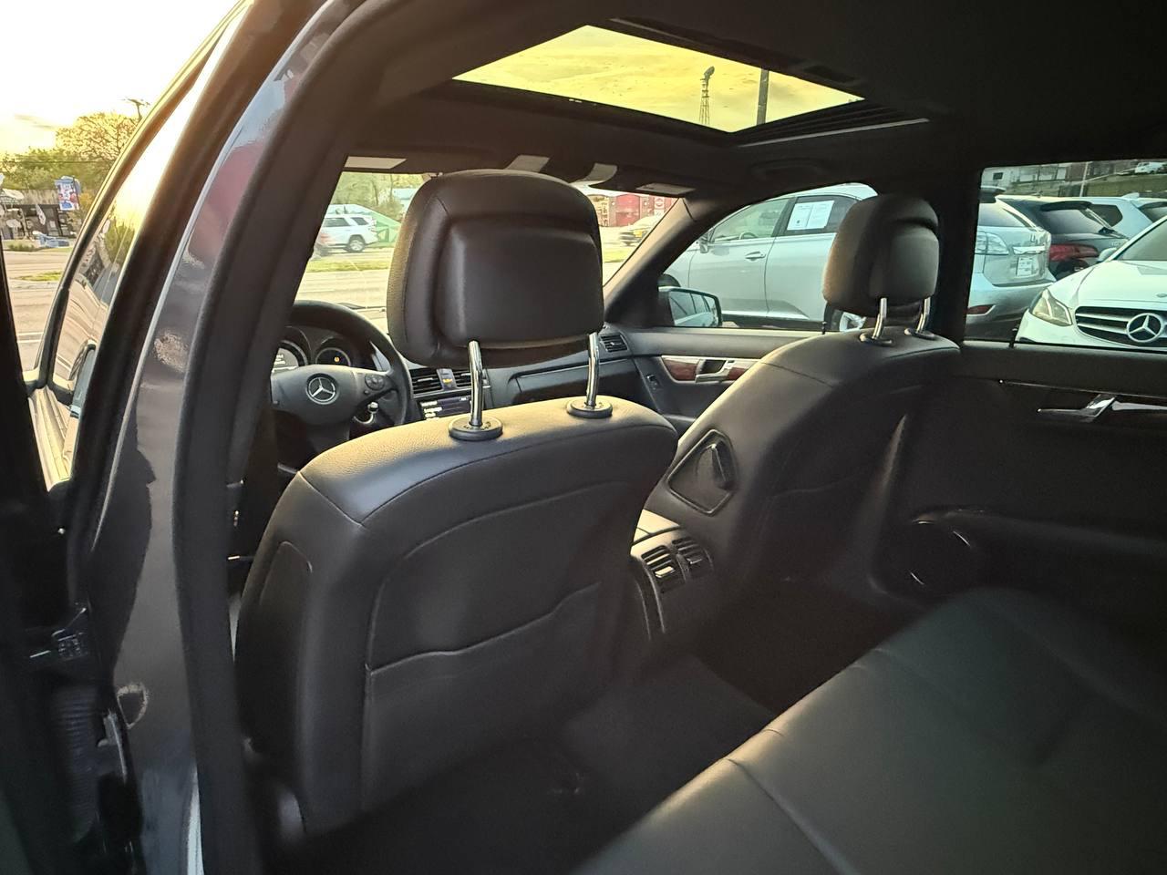 Mercedes-Benz C-Class C300 4MATIC Sport Sedan 2010