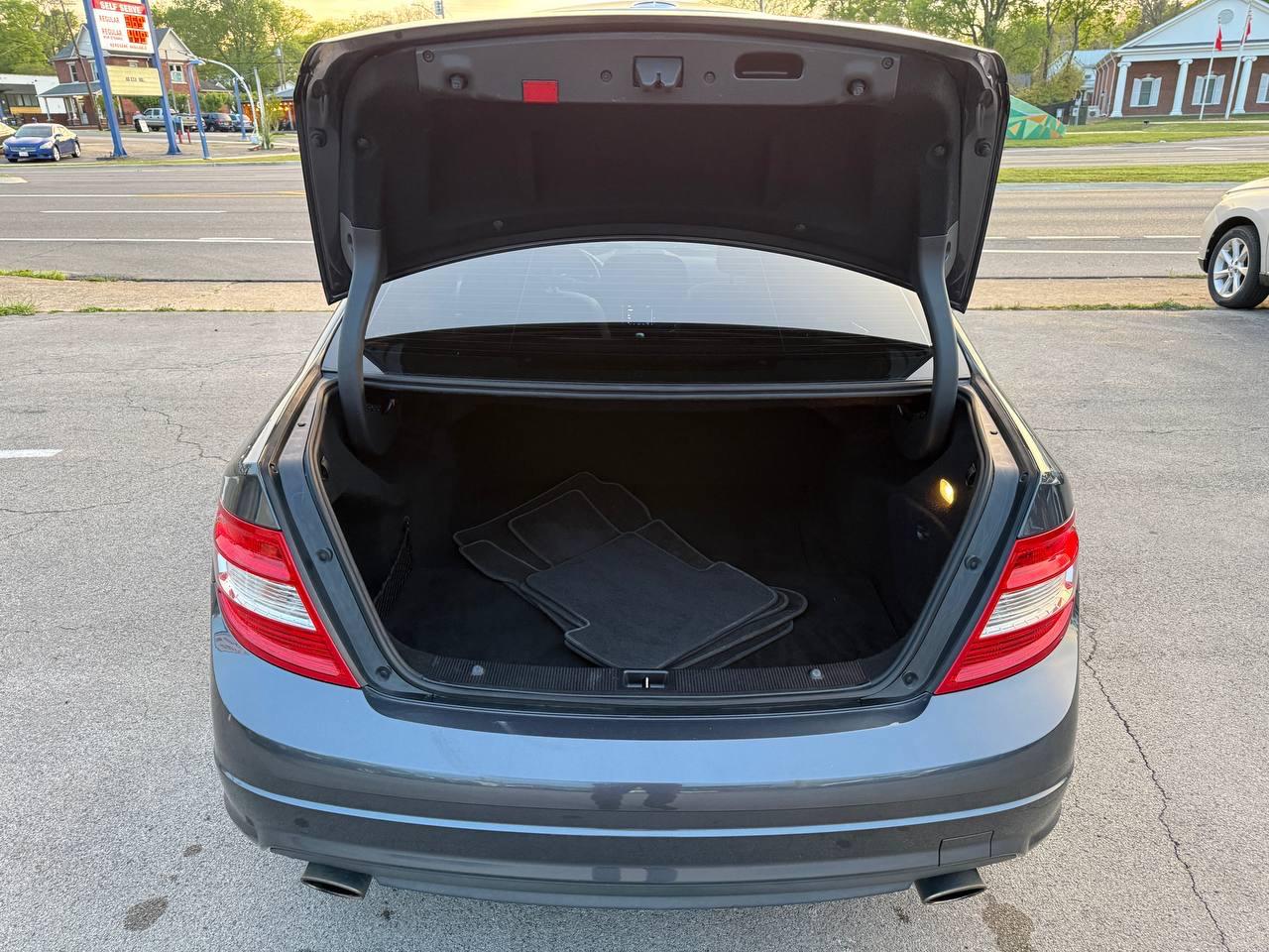 Mercedes-Benz C-Class C300 4MATIC Sport Sedan 2010