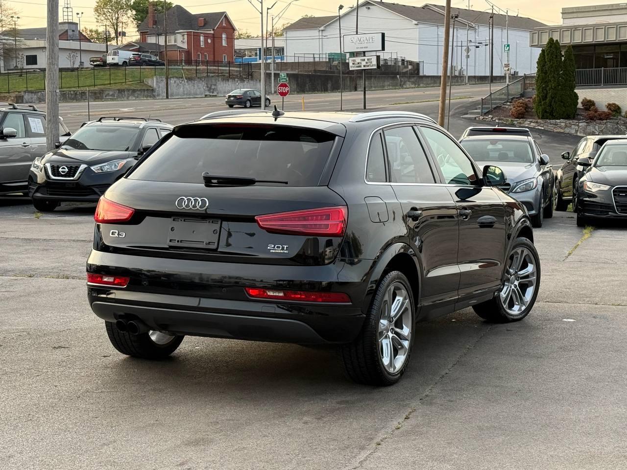 Audi Q3 2.0T quattro Premium Plus 2016