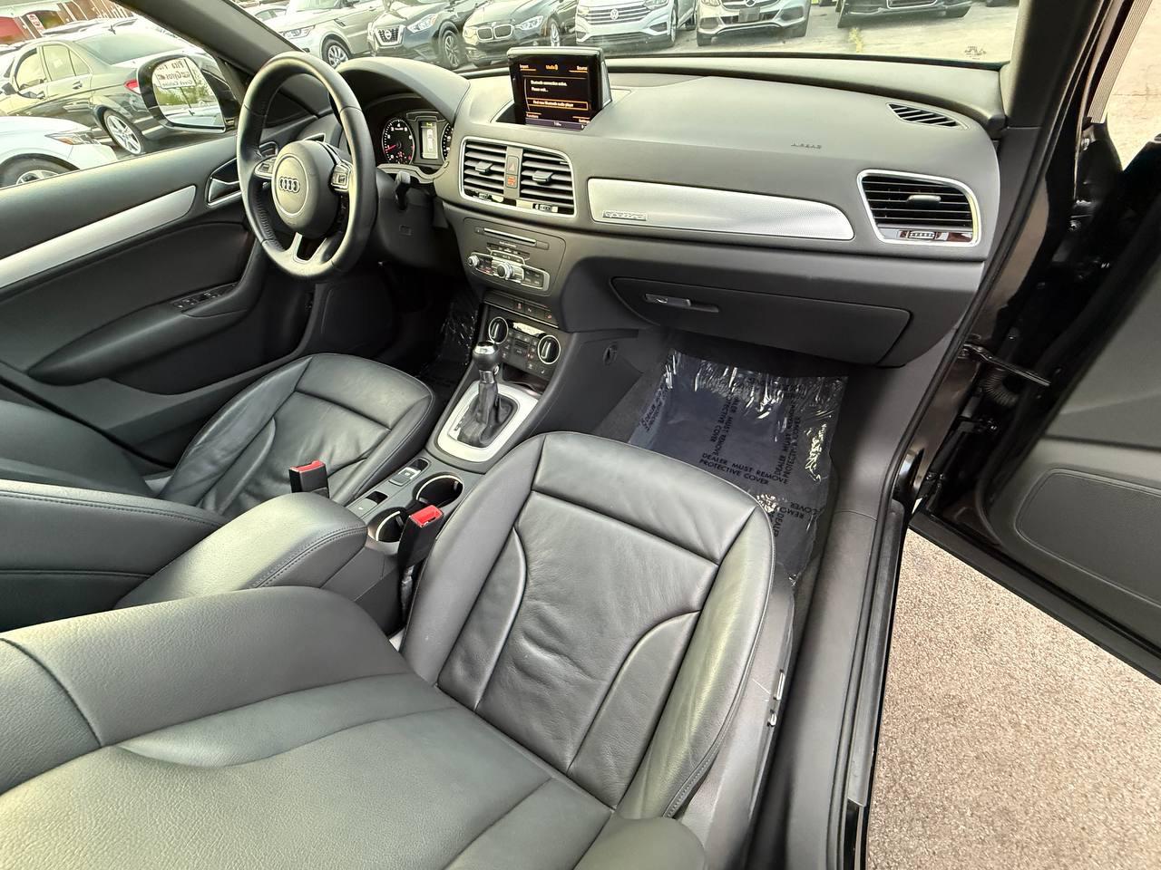 Audi Q3 2.0T quattro Premium Plus 2016