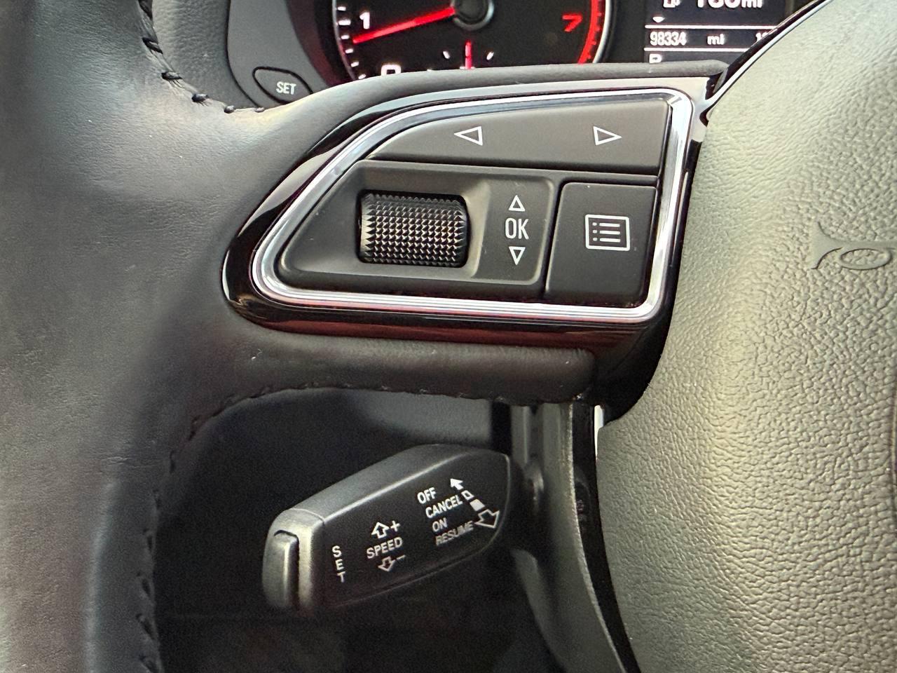 Audi Q3 2.0T quattro Premium Plus 2016