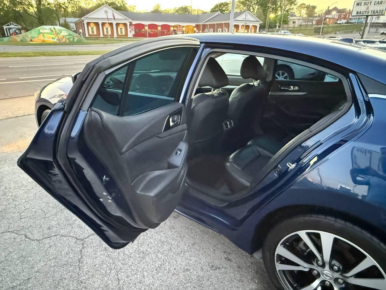 Nissan Maxima 3.5 S 2017