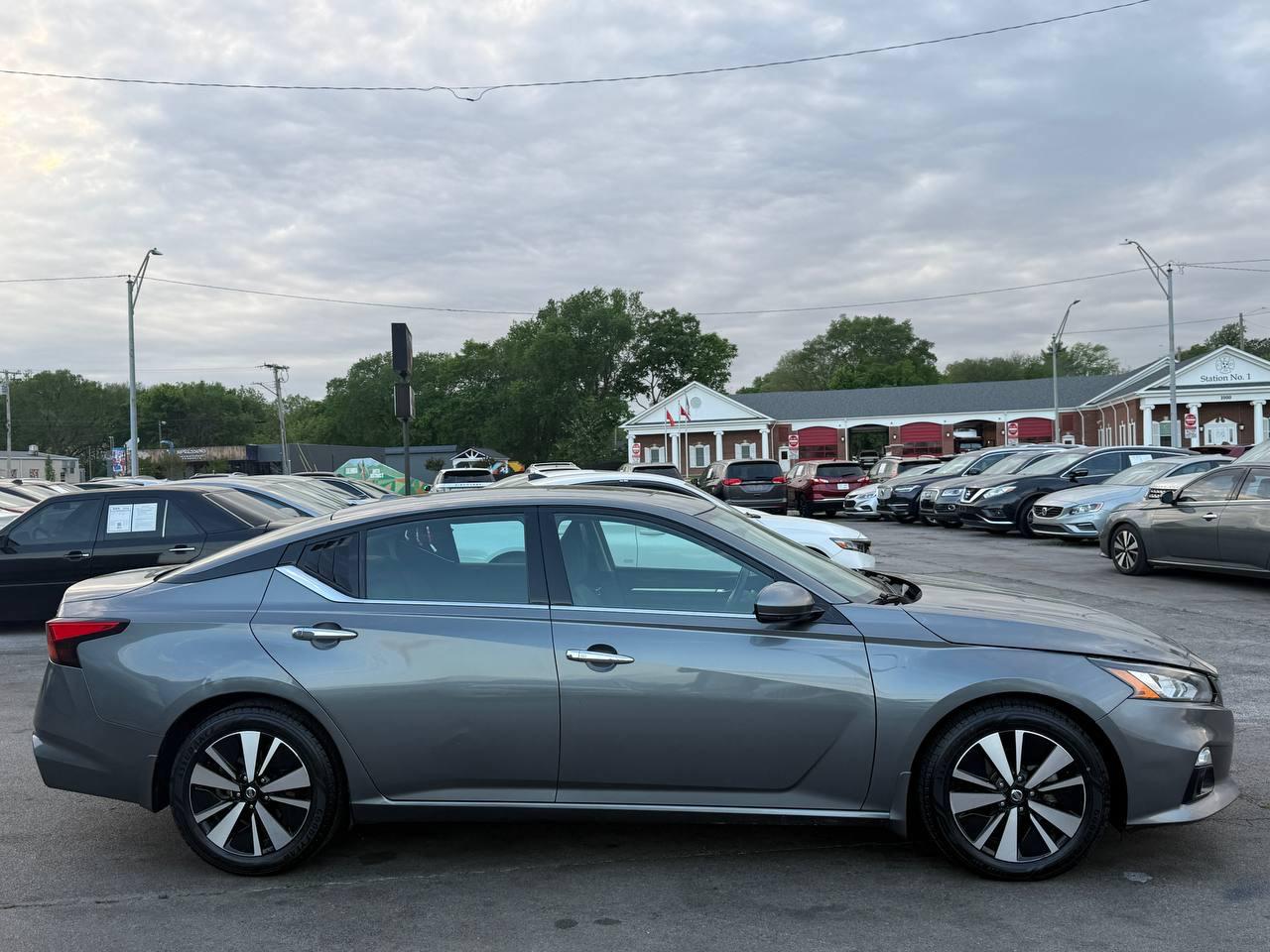 Nissan Altima 2.5 SL 2021