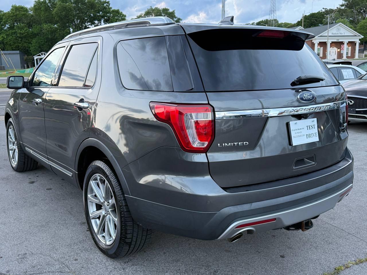 Ford Explorer Limited 4WD 2016