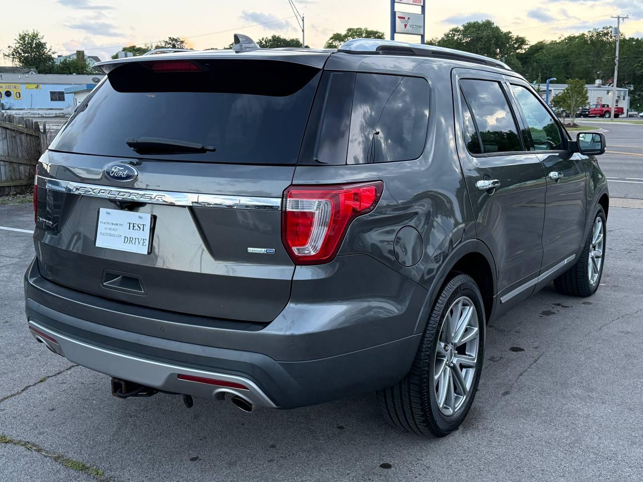 Ford Explorer Limited 4WD 2016