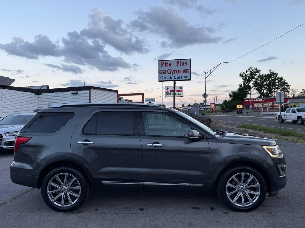 Ford Explorer Limited 4WD 2016