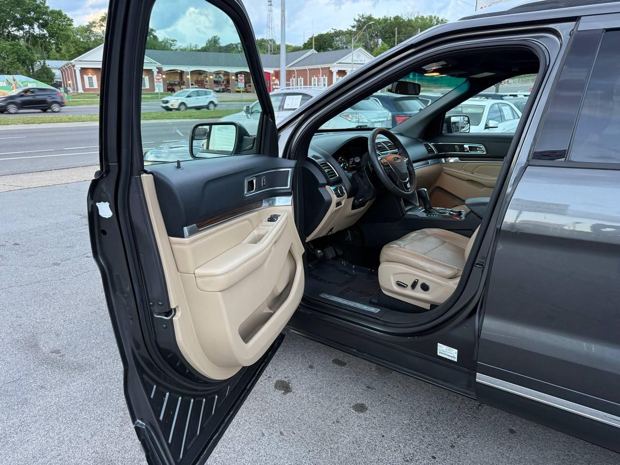 Ford Explorer Limited 4WD 2016