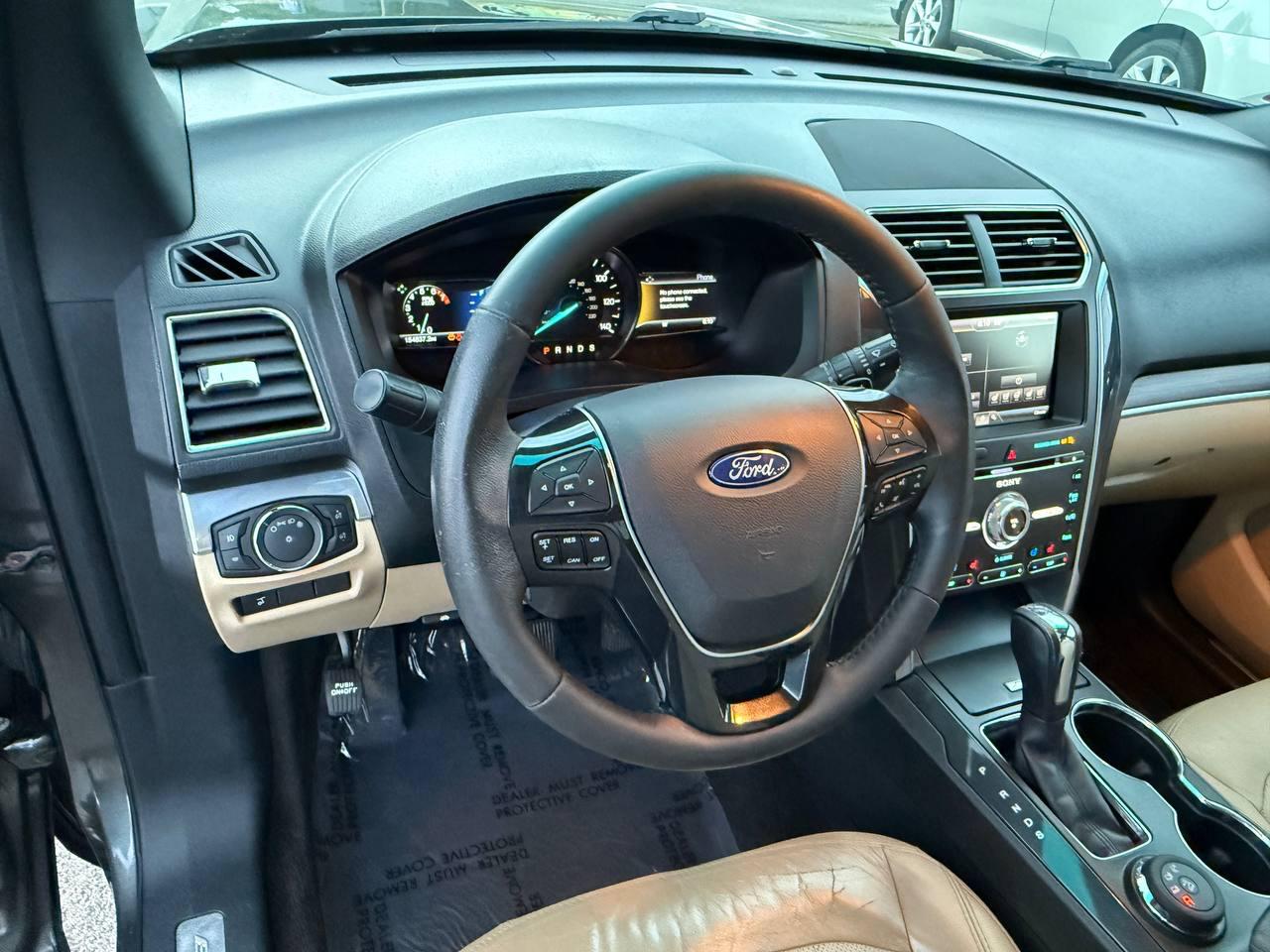 Ford Explorer Limited 4WD 2016