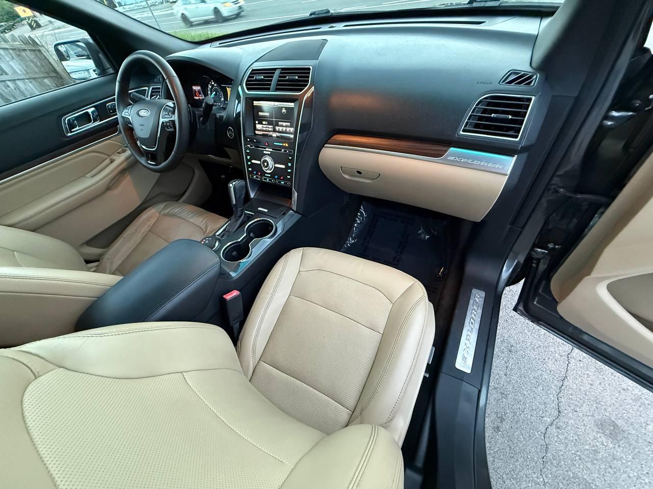 Ford Explorer Limited 4WD 2016