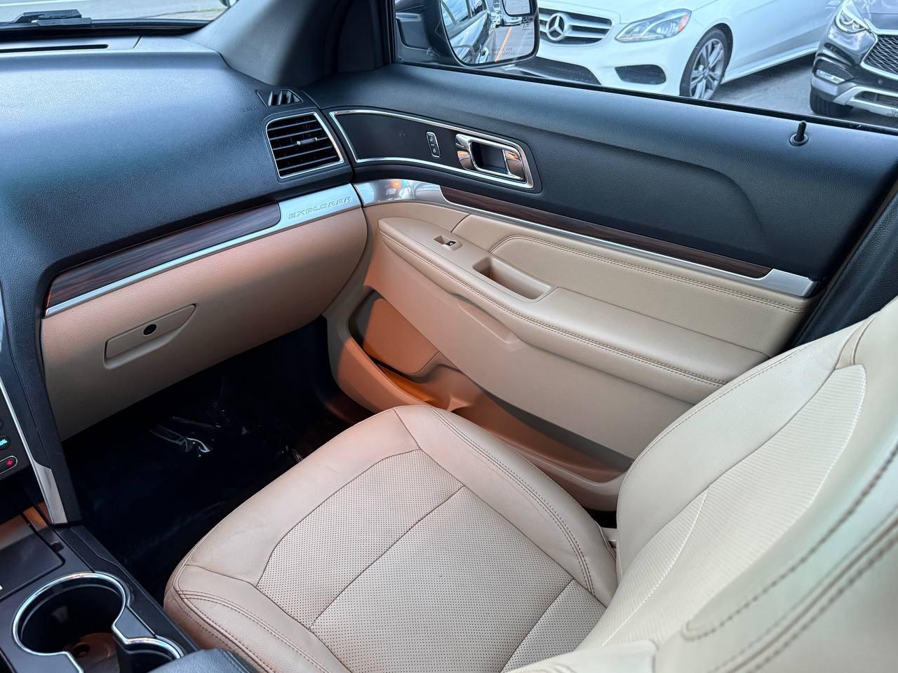 Ford Explorer Limited 4WD 2016