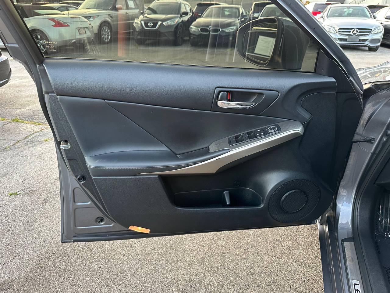 Lexus IS 350 RWD 2014