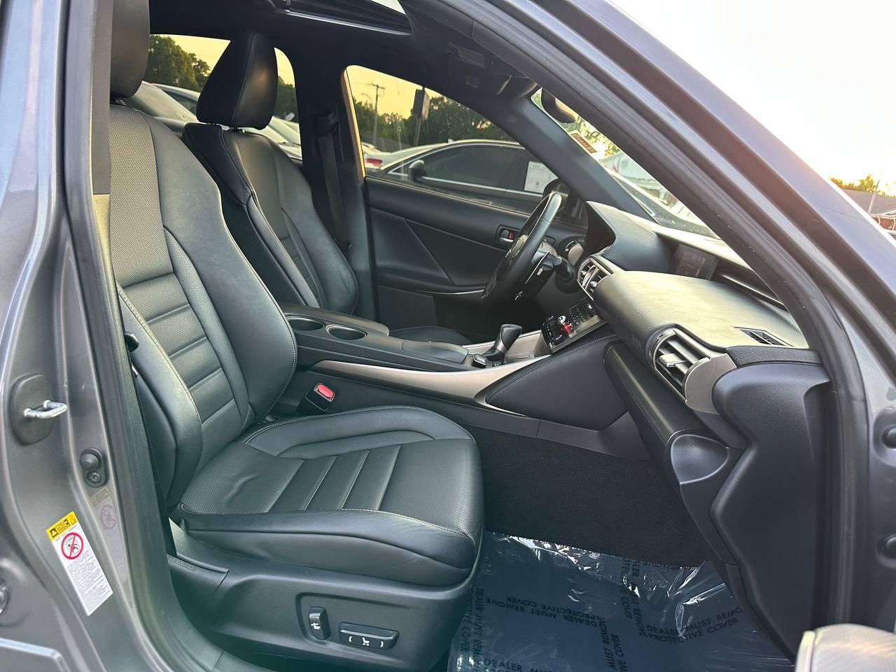 Lexus IS 350 RWD 2014