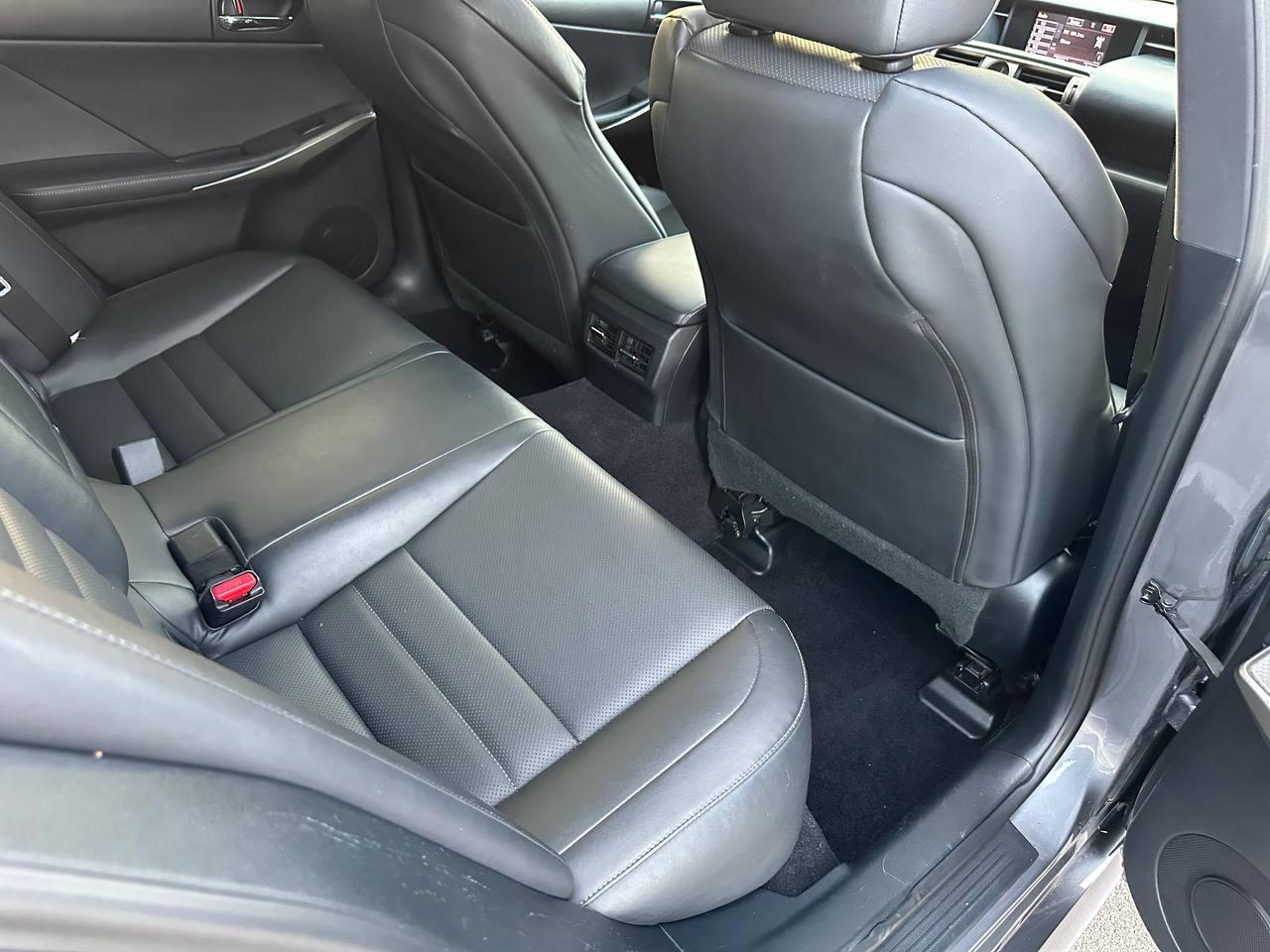 Lexus IS 350 RWD 2014