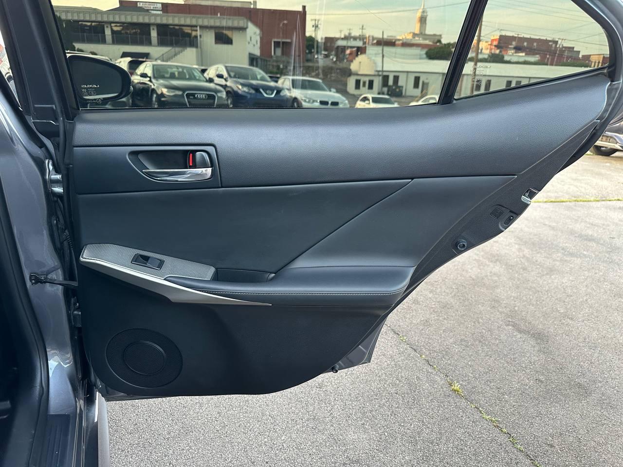 Lexus IS 350 RWD 2014