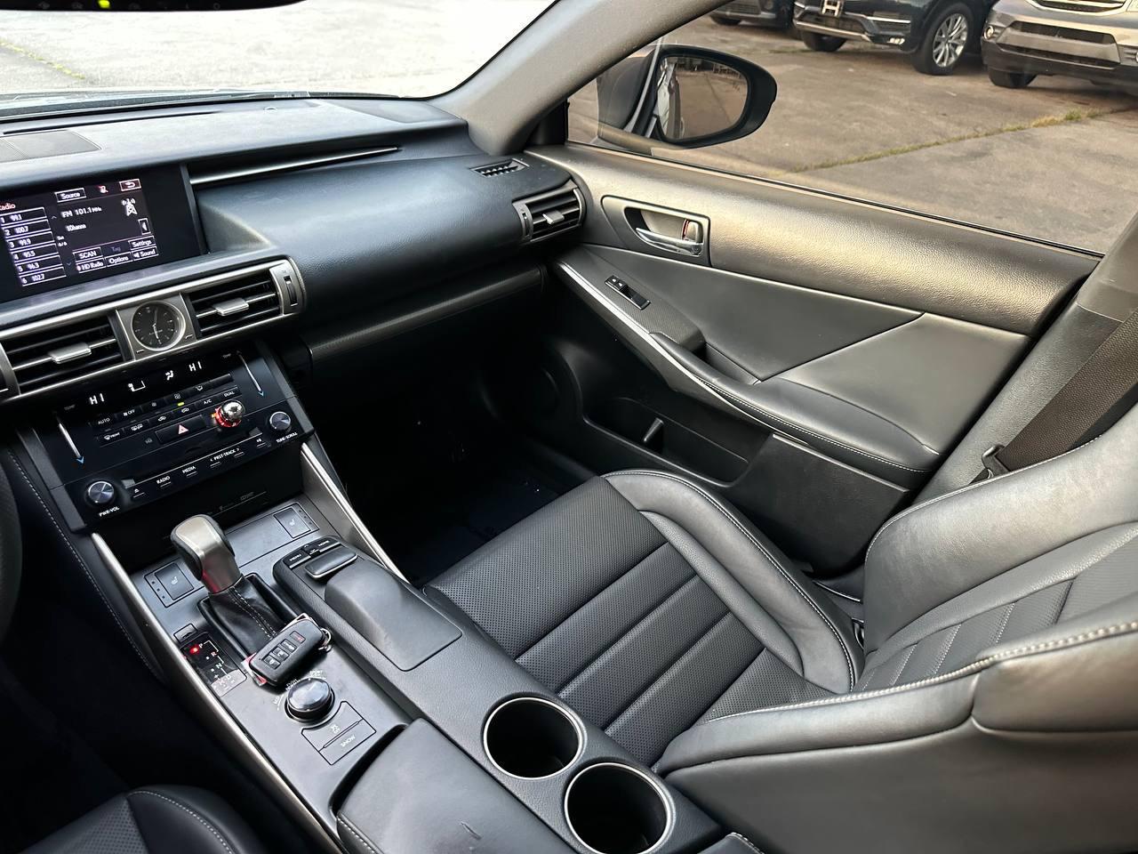 Lexus IS 350 RWD 2014