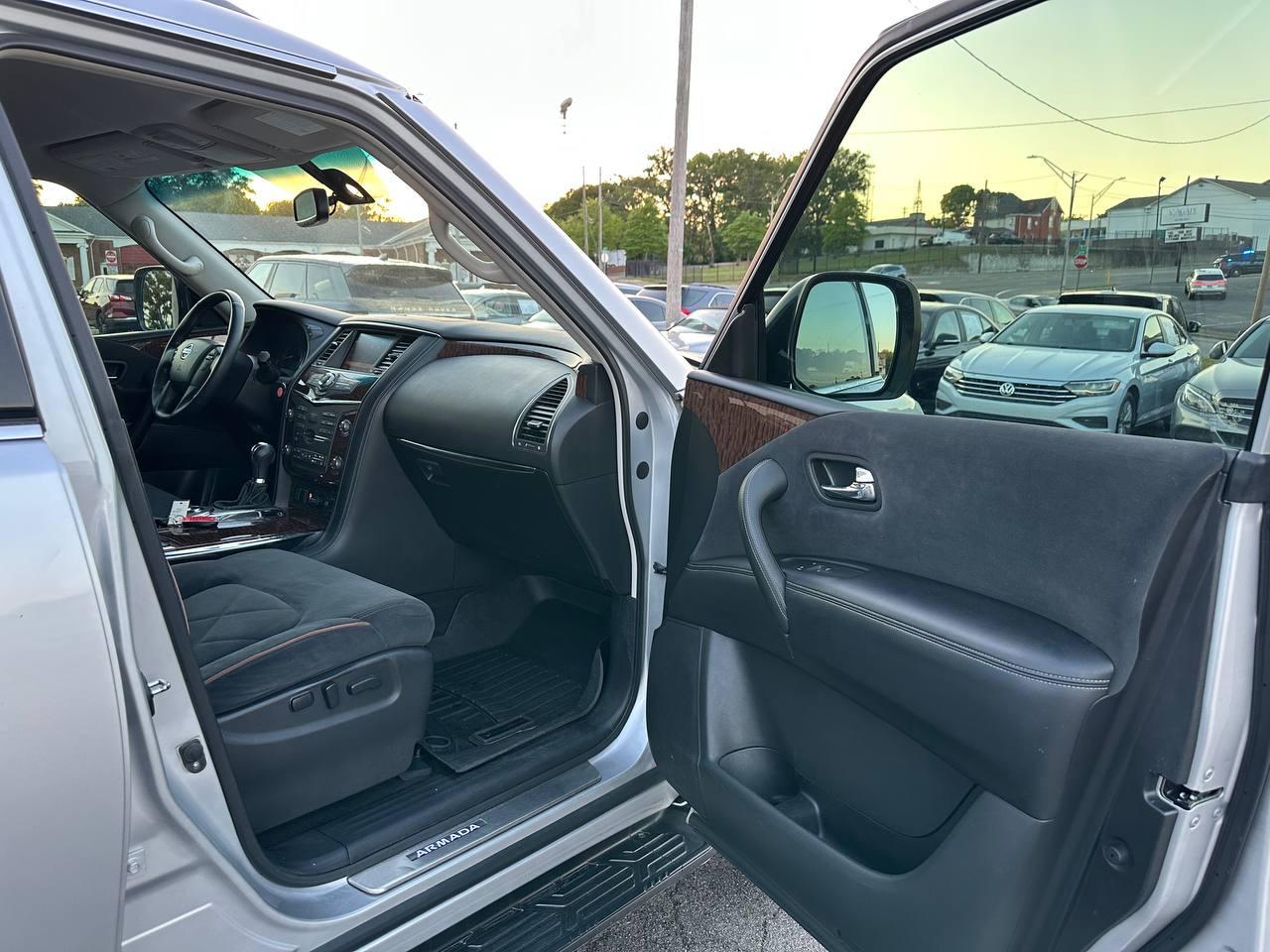 Nissan Armada SV 2WD 2018