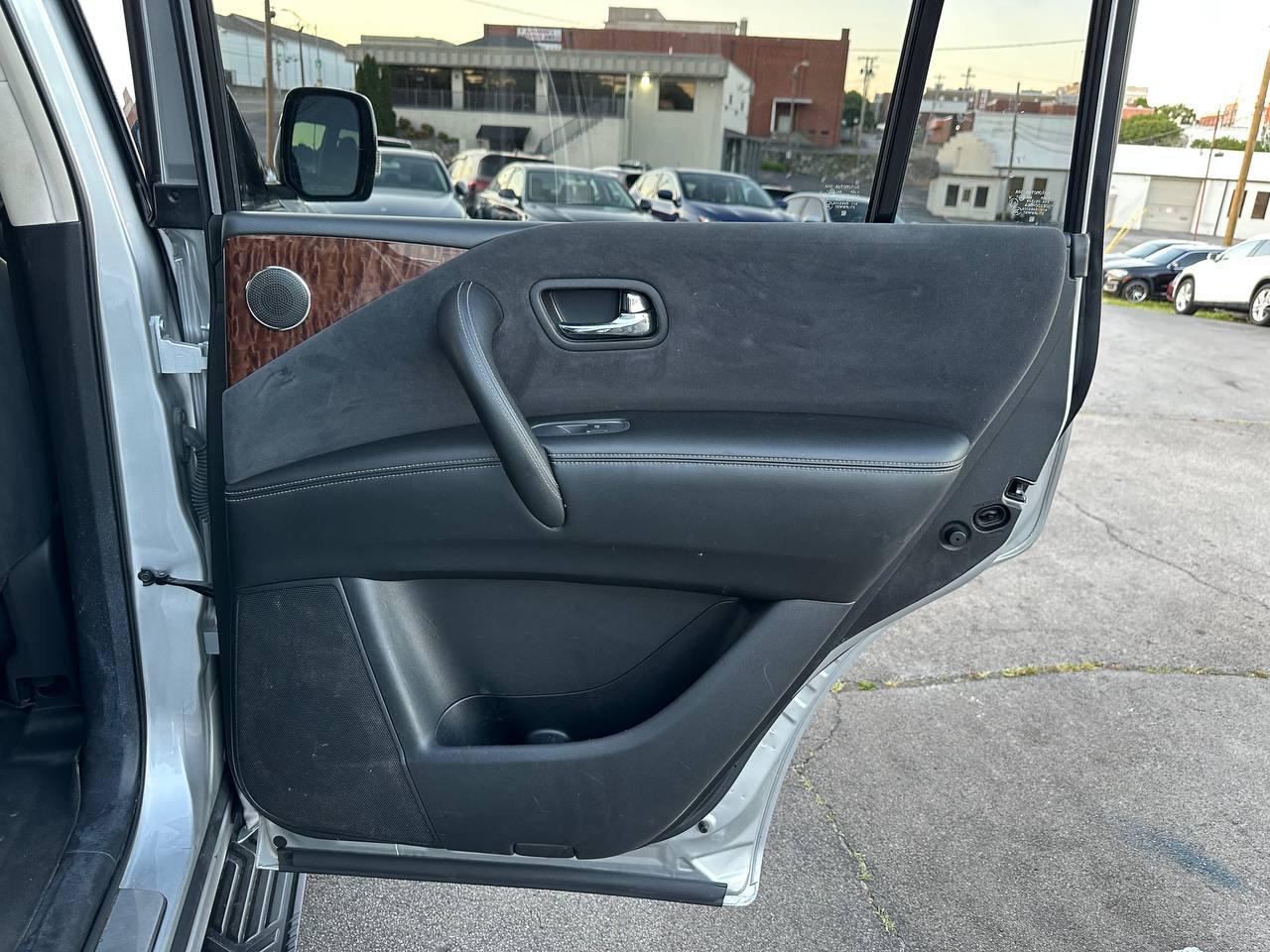 Nissan Armada SV 2WD 2018