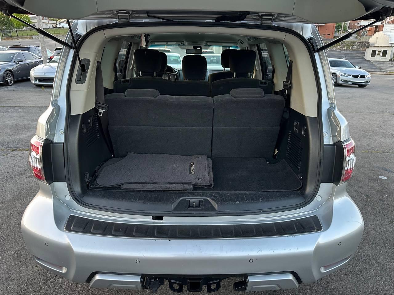 Nissan Armada SV 2WD 2018