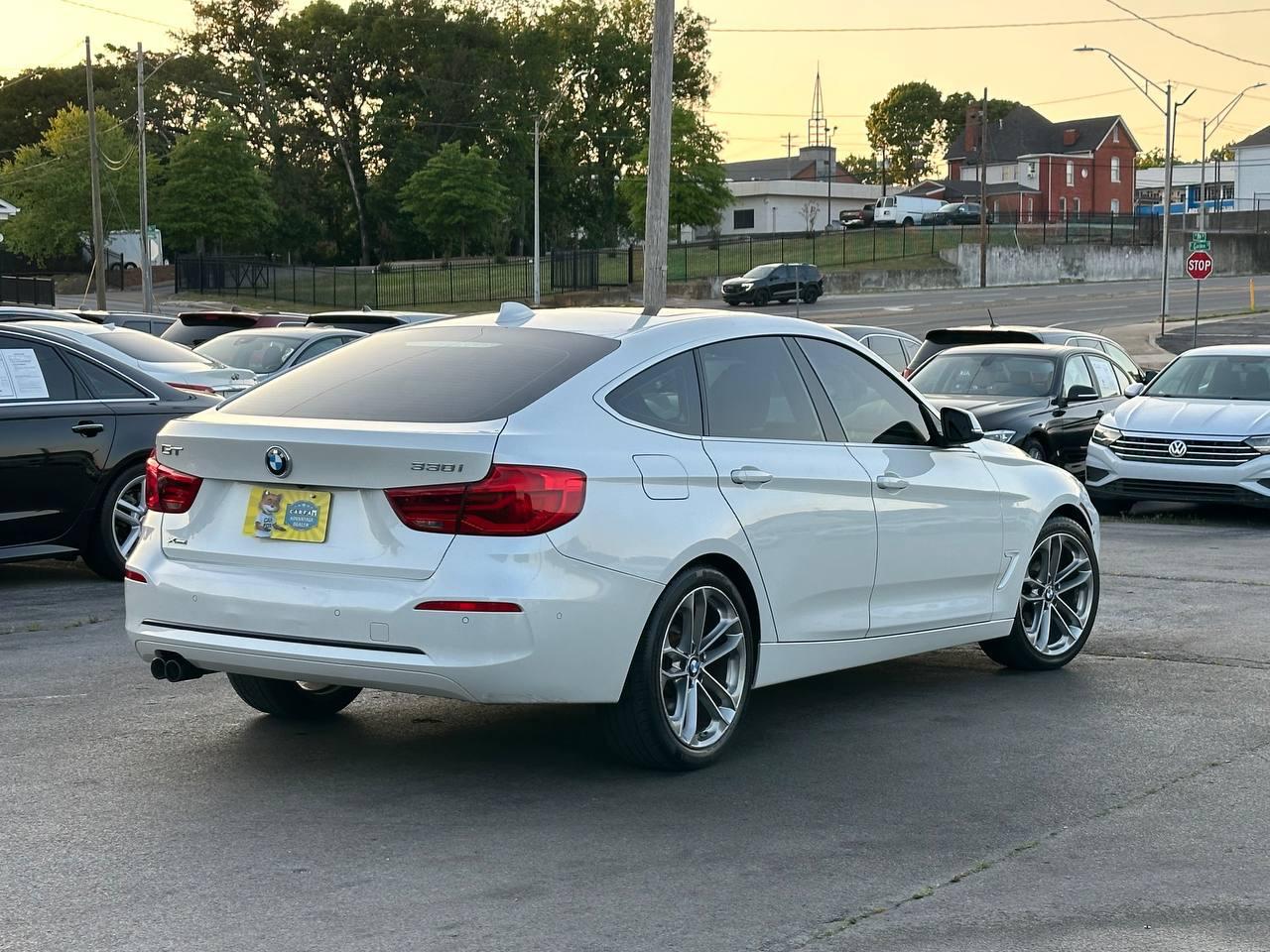 BMW 3-Series Gran Turismo 330i xDrive 2018