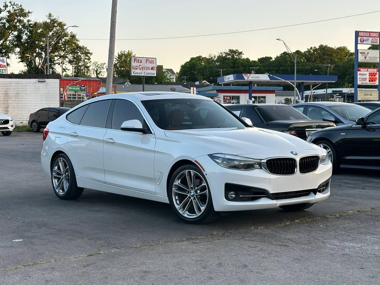 BMW 3-Series Gran Turismo 330i xDrive 2018