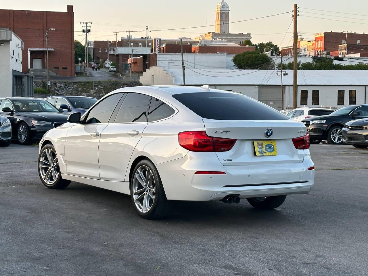 BMW 3-Series Gran Turismo 330i xDrive 2018