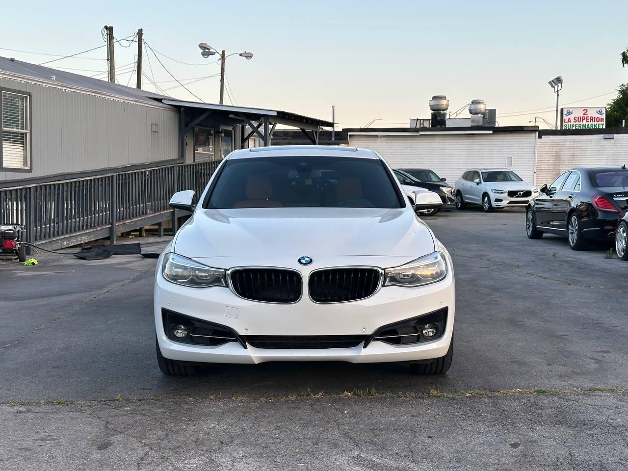BMW 3-Series Gran Turismo 330i xDrive 2018