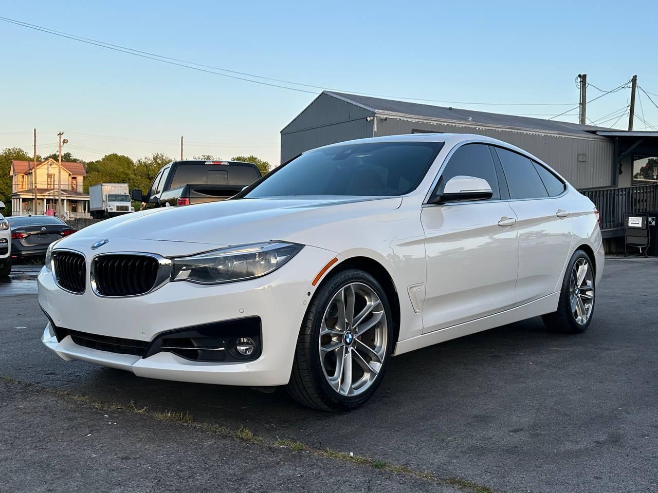 BMW 3-Series Gran Turismo 330i xDrive 2018