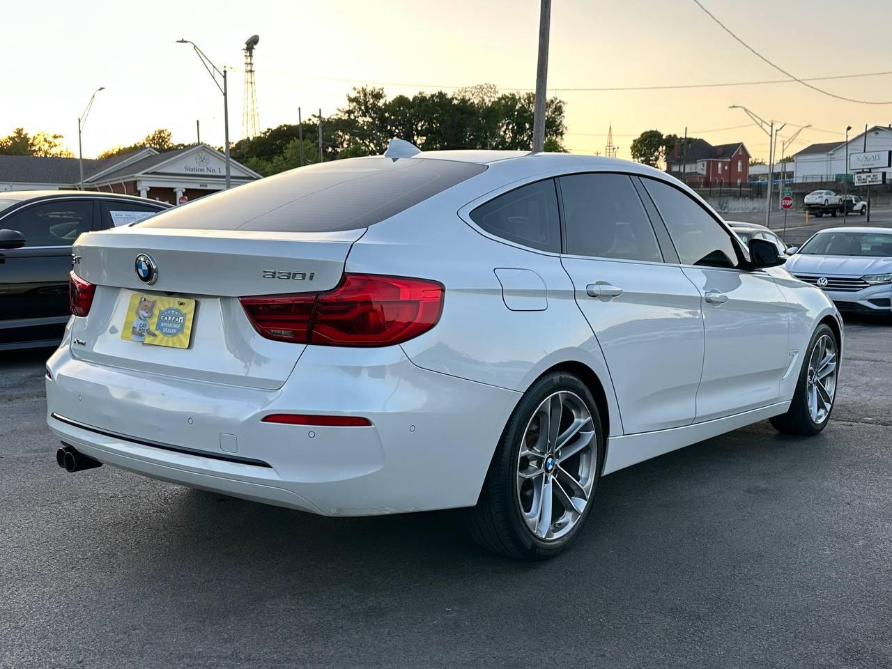 BMW 3-Series Gran Turismo 330i xDrive 2018