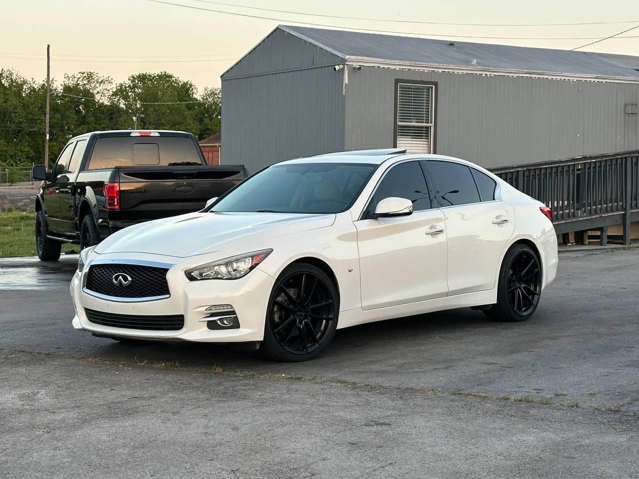 Infiniti Q50 Premium 2015