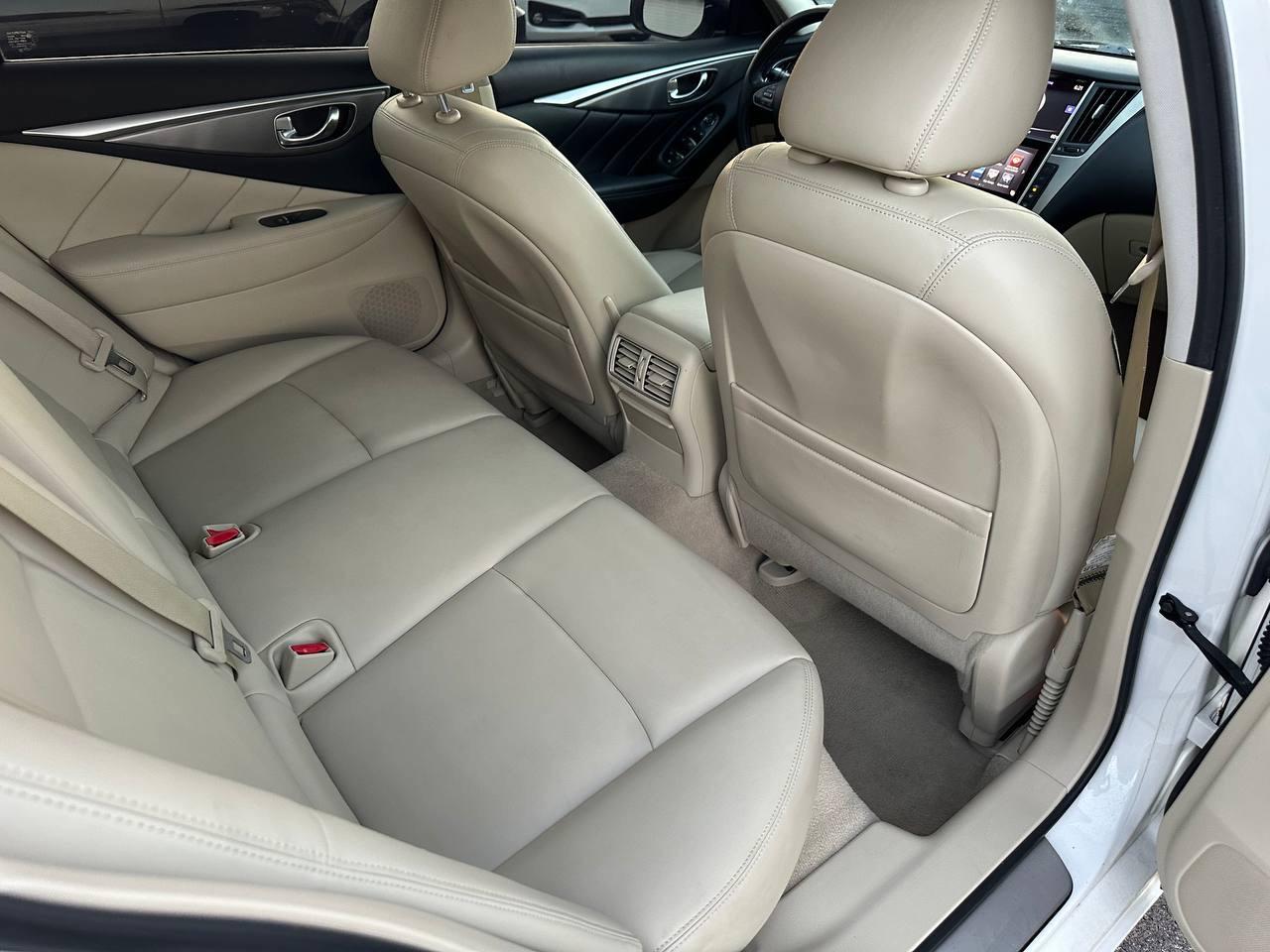 Infiniti Q50 Premium 2015