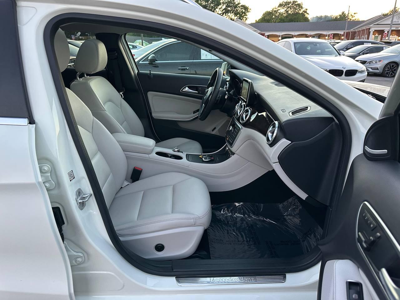 Mercedes-Benz GLA-Class GLA250 4MATIC 2015