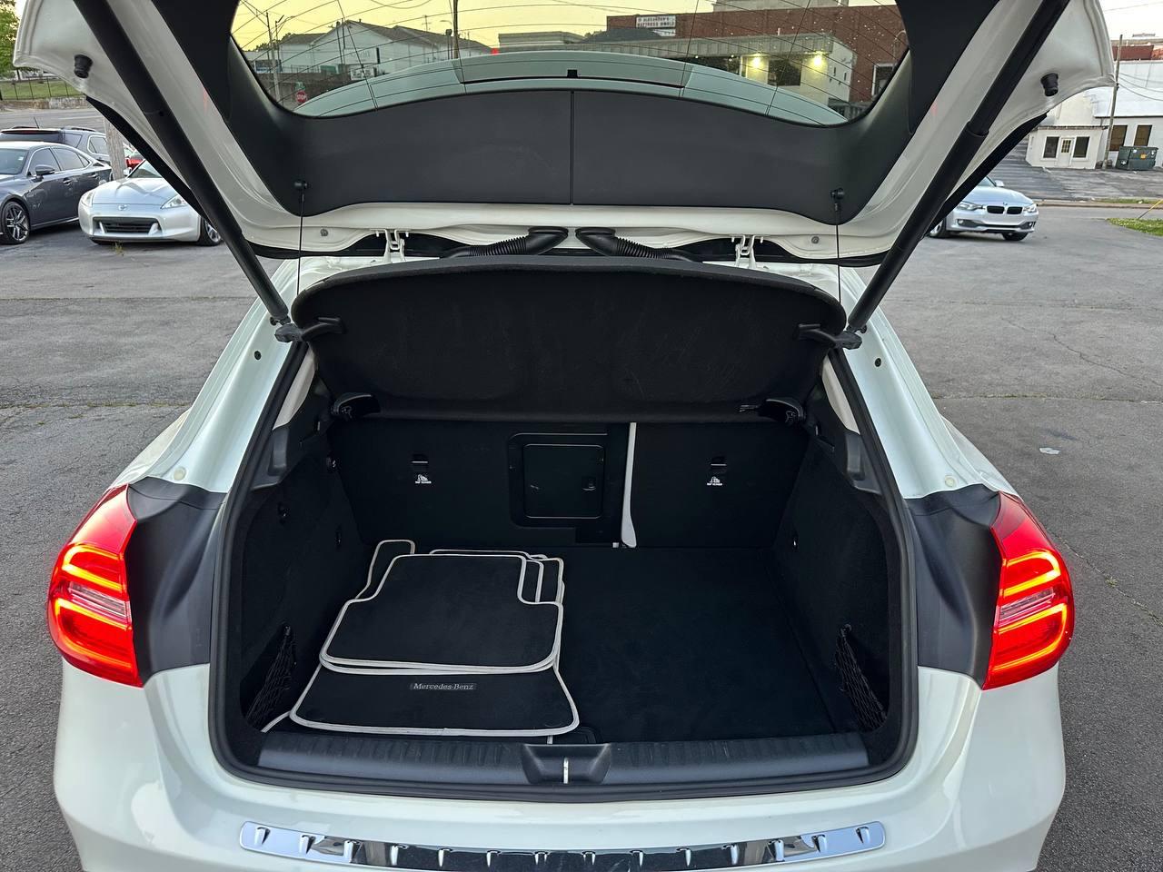 Mercedes-Benz GLA-Class GLA250 4MATIC 2015