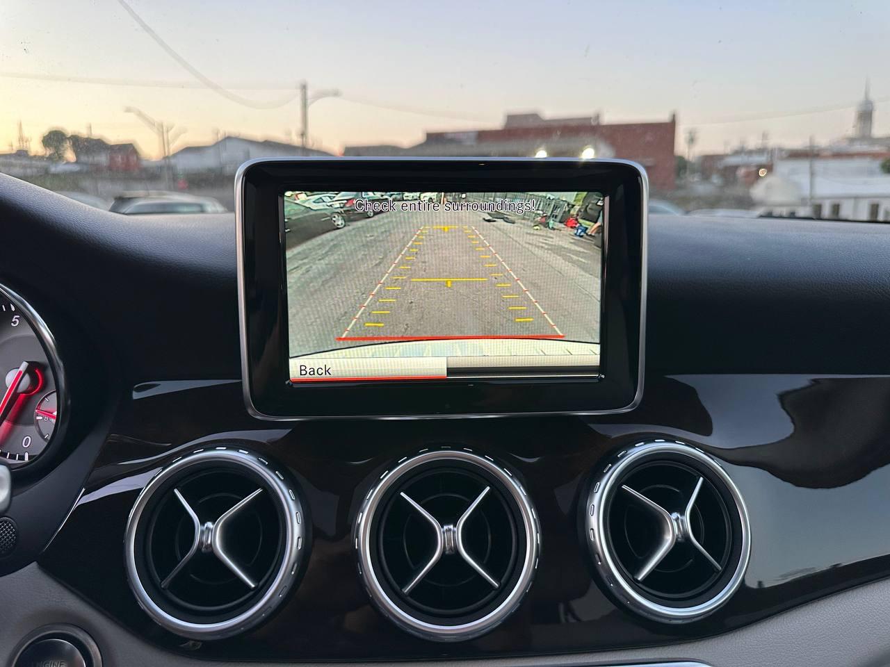 Mercedes-Benz GLA-Class GLA250 4MATIC 2015