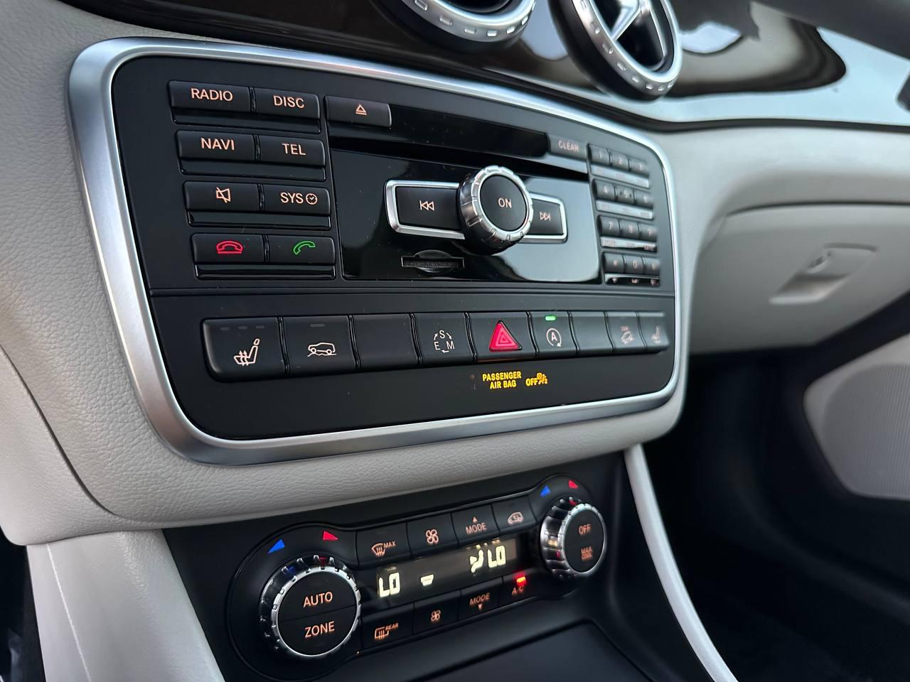 Mercedes-Benz GLA-Class GLA250 4MATIC 2015