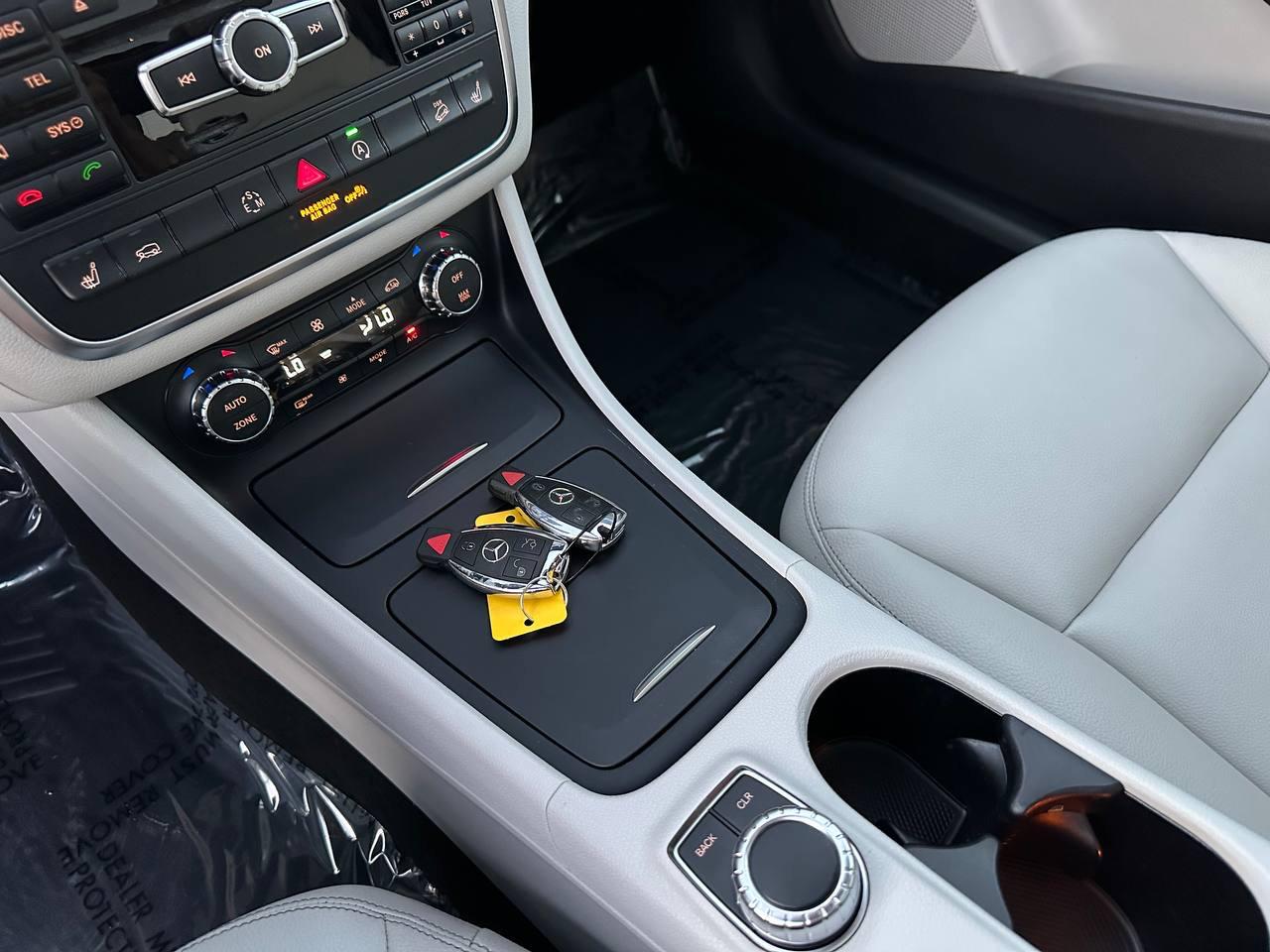 Mercedes-Benz GLA-Class GLA250 4MATIC 2015