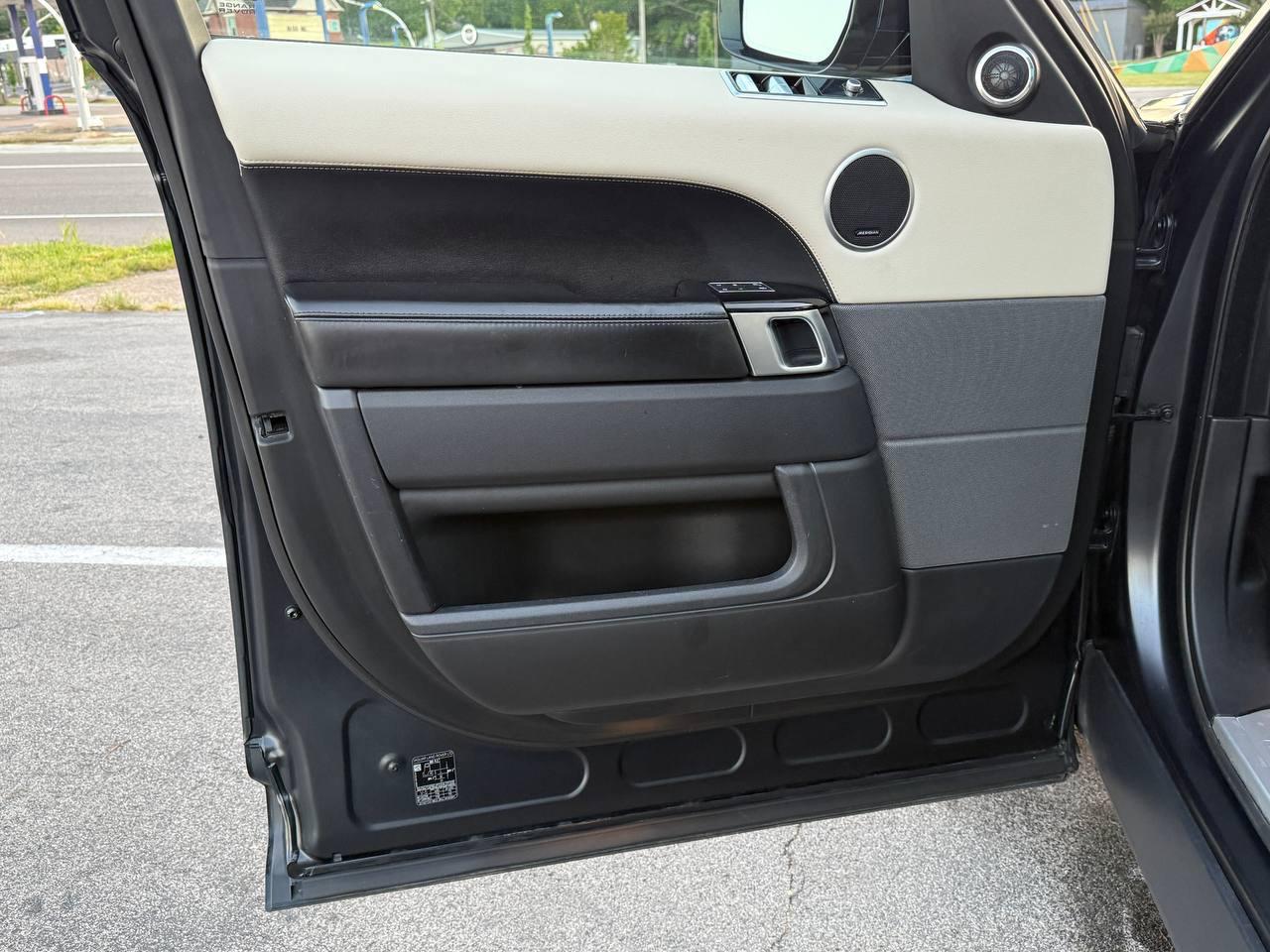 Land Rover Range Rover Sport P400e HSE 2020