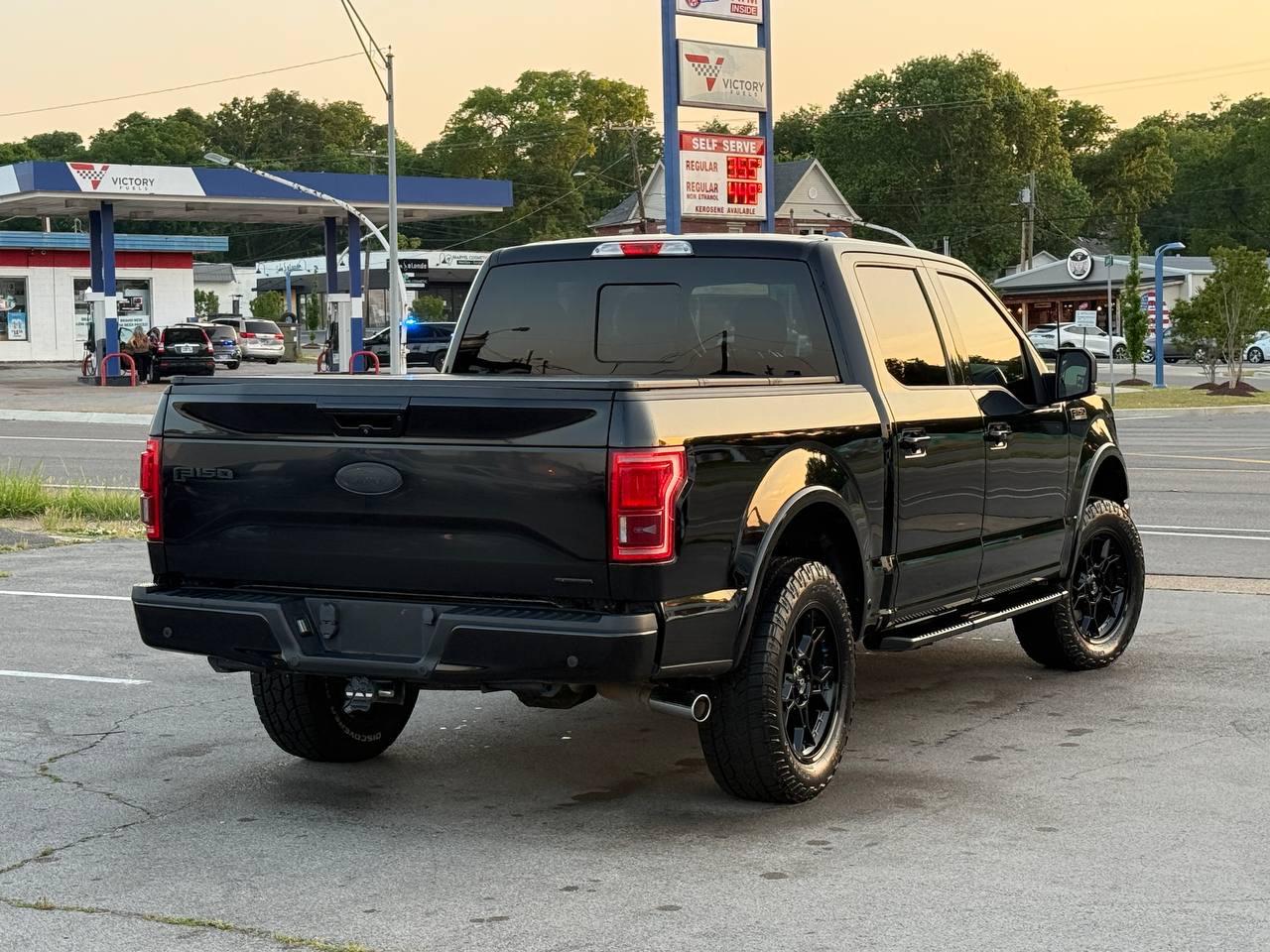 Ford F-150 Lariat SuperCrew 5.5-ft. Bed 4WD 2016