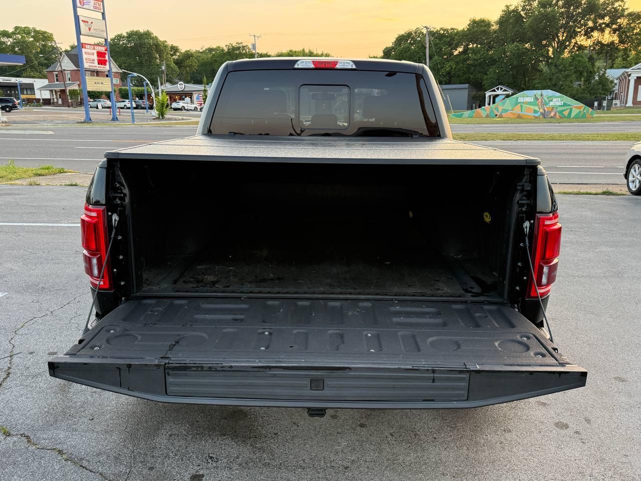 Ford F-150 Lariat SuperCrew 5.5-ft. Bed 4WD 2016