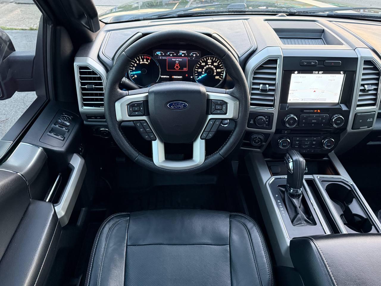 Ford F-150 Lariat SuperCrew 5.5-ft. Bed 4WD 2016