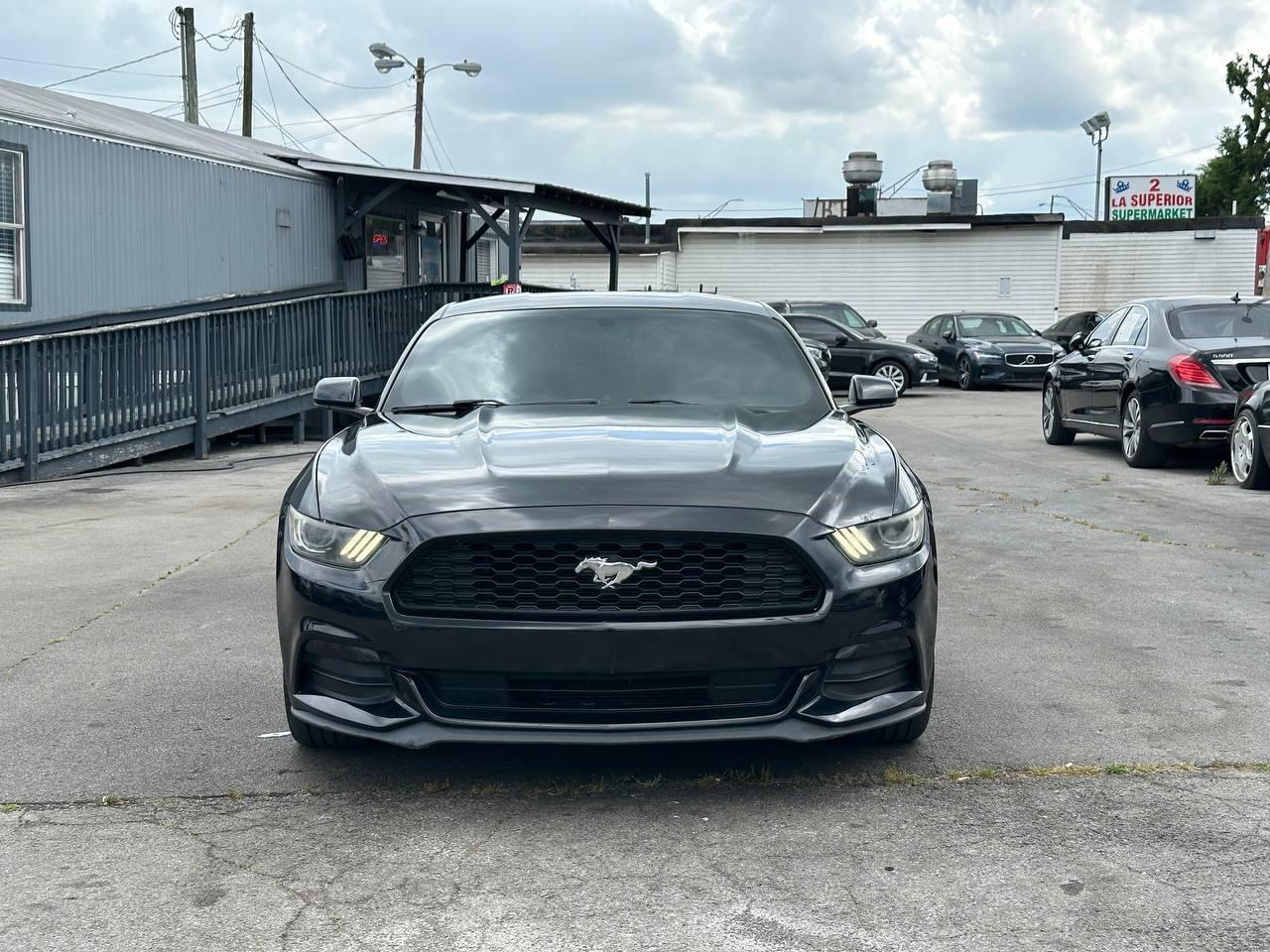 Ford Mustang V6 Coupe 2016