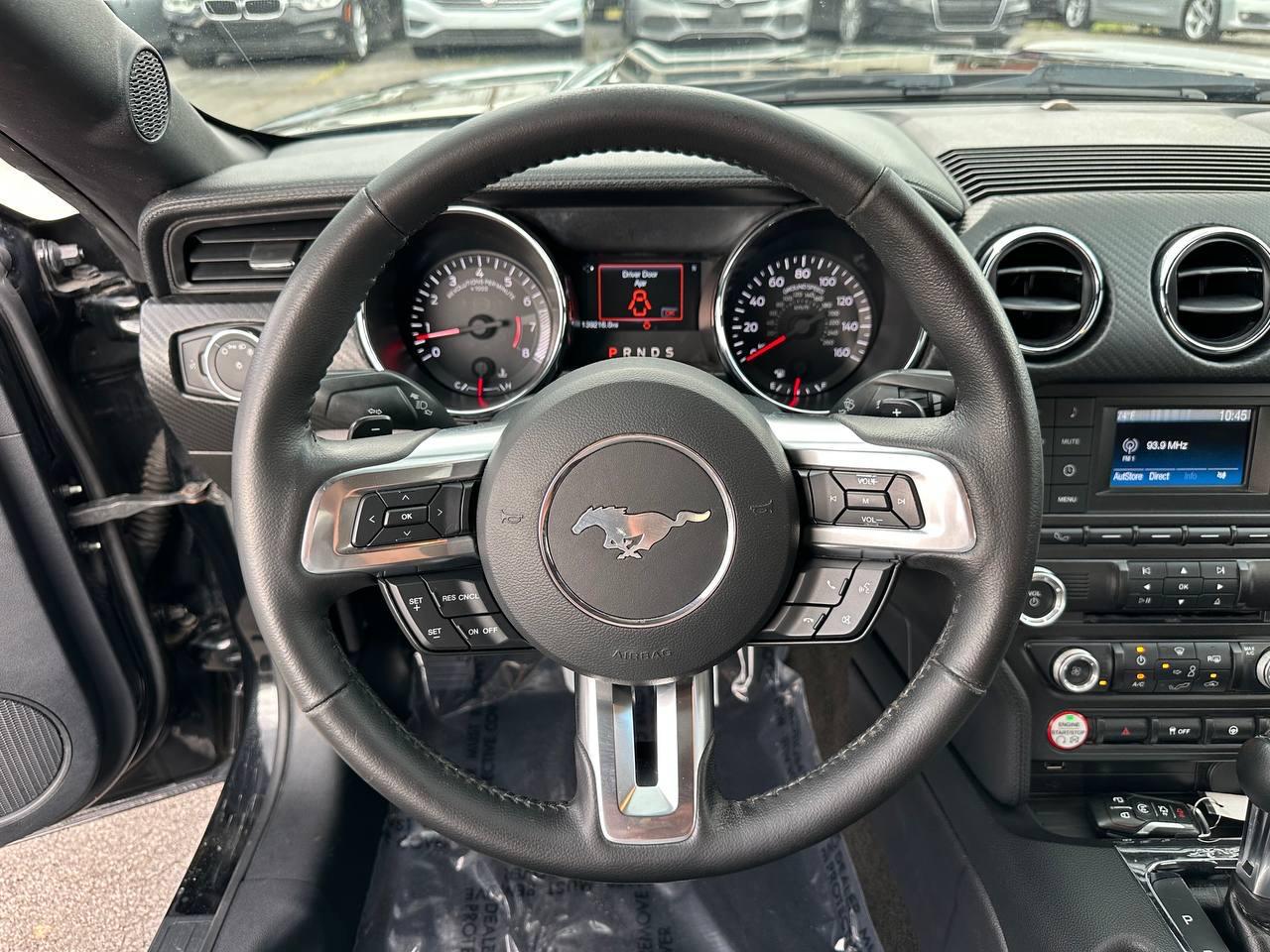 Ford Mustang V6 Coupe 2016