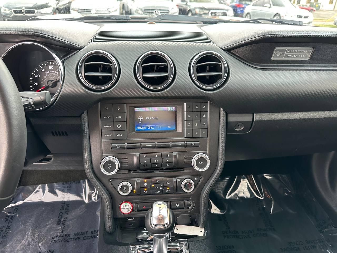 Ford Mustang V6 Coupe 2016