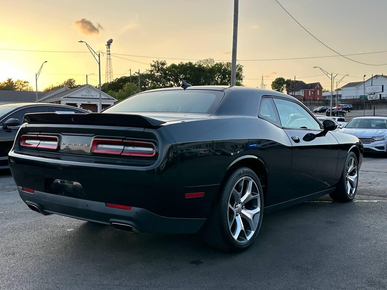 Dodge Challenger SXT 2016