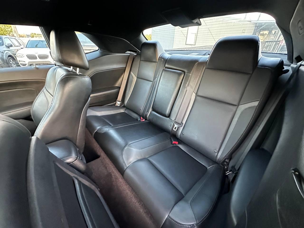 Dodge Challenger SXT 2016